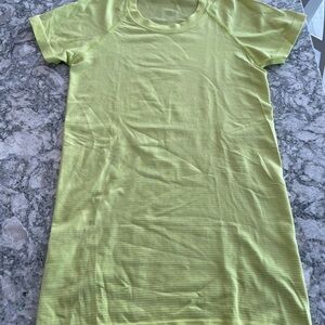 Lululemon Swiftly Tech Tee